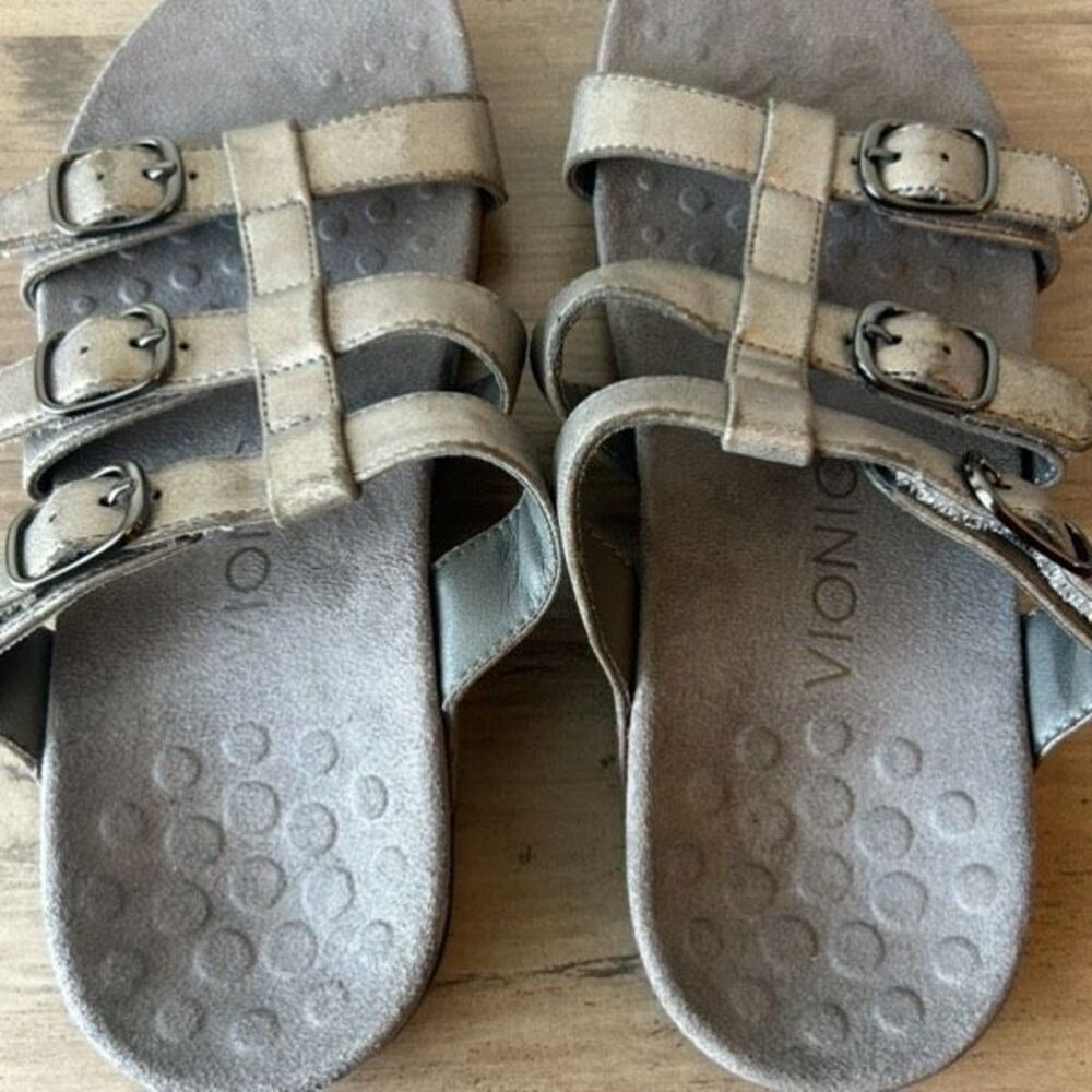 Vionic Misa Sandals size 5 Metallic Silver Comfort slide slip-on arch support